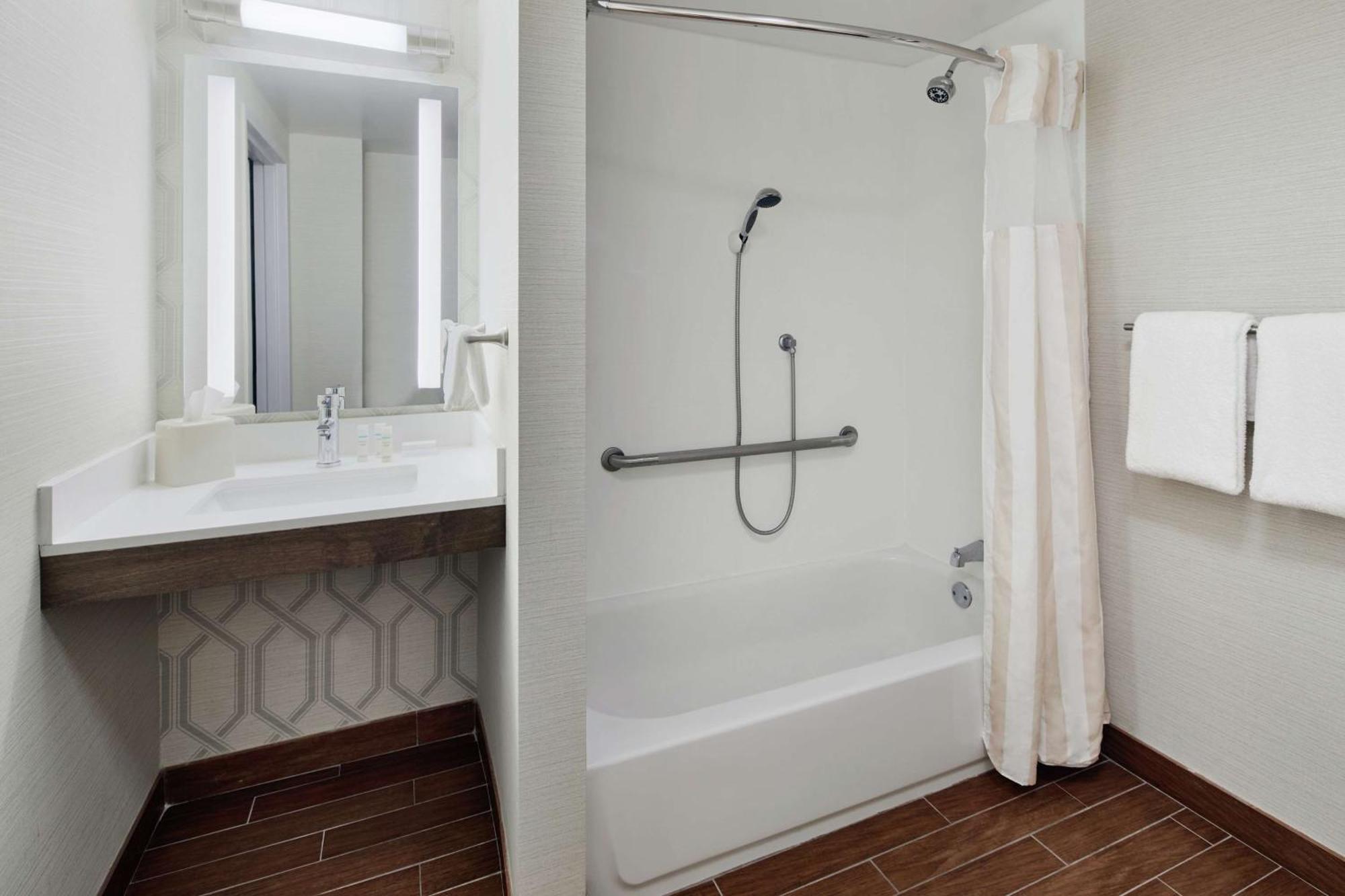 Hilton Garden Inn Allentown West Breinigsville Bagian luar foto