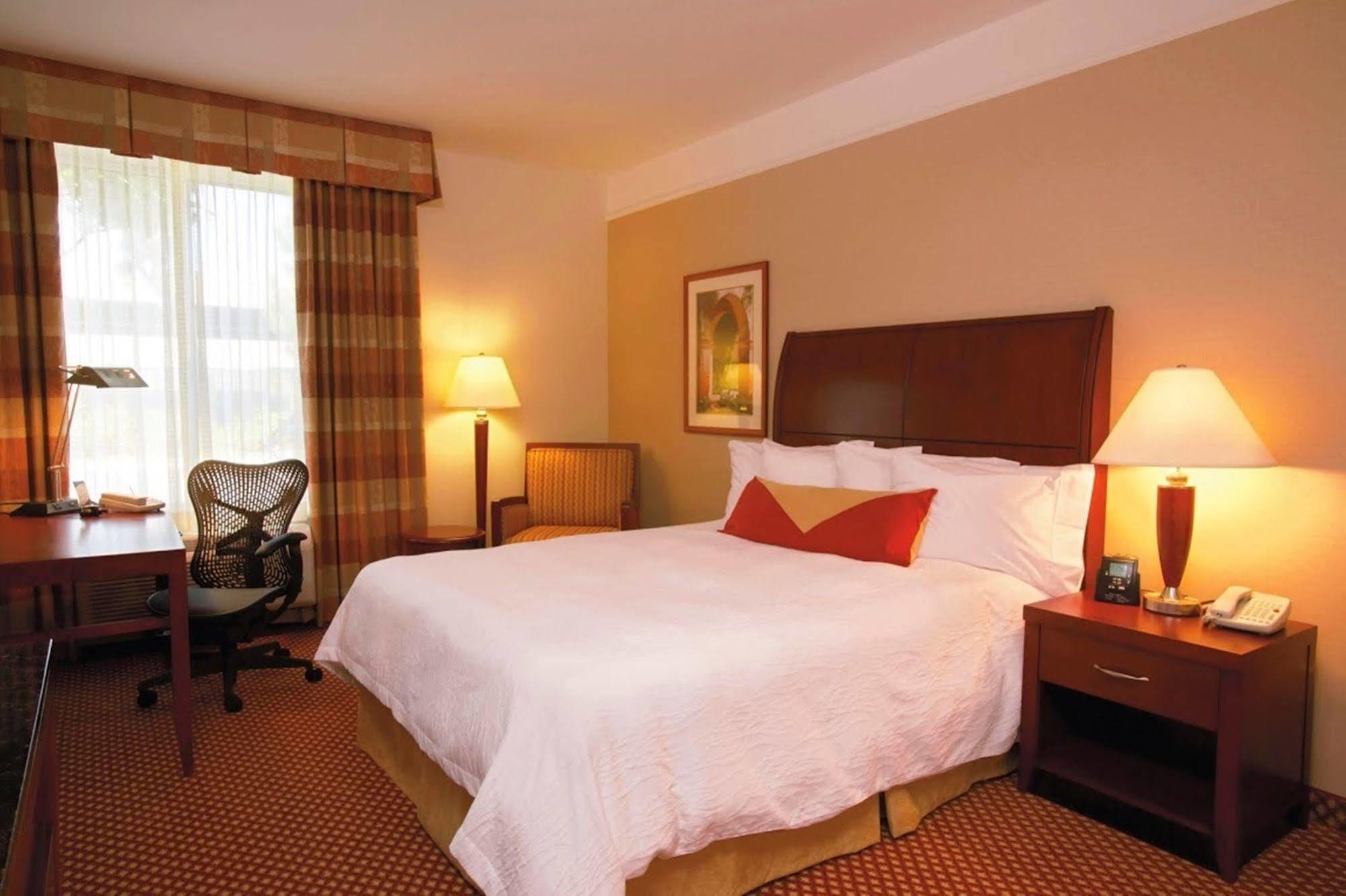 Hilton Garden Inn Allentown West Breinigsville Bagian luar foto
